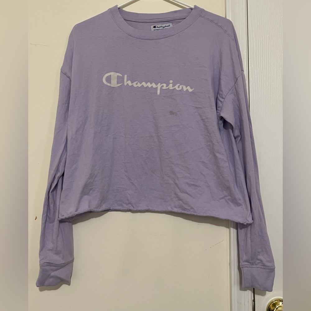 Long sleeve athletic shirt